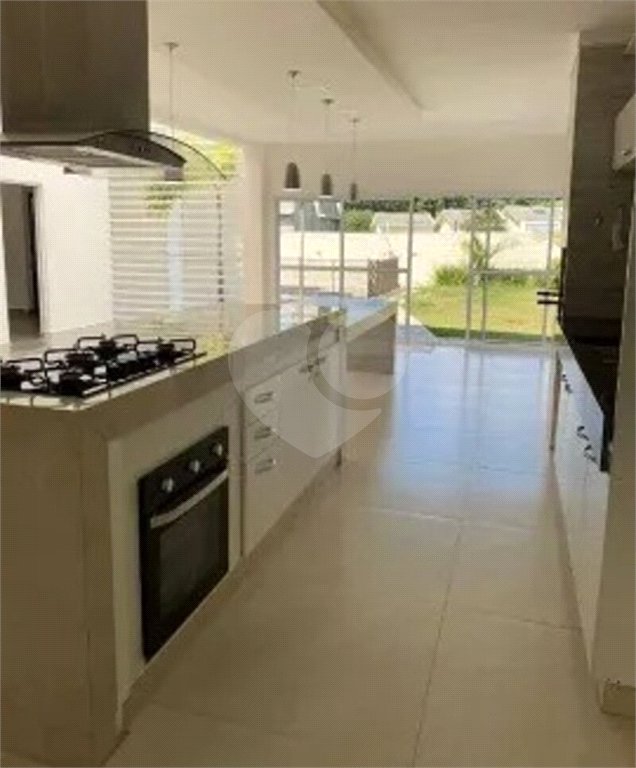Casa à venda com 3 quartos no condomínio Villa D' Oro, Vinhedo - SP