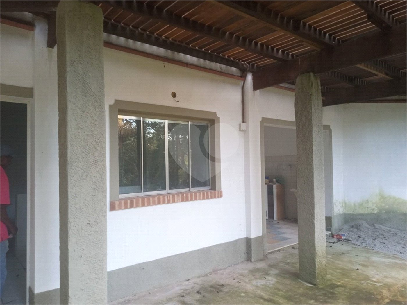 Chácara à venda com 7 quartos, sendo 3 suítes, em Saboó, São Roque, SP