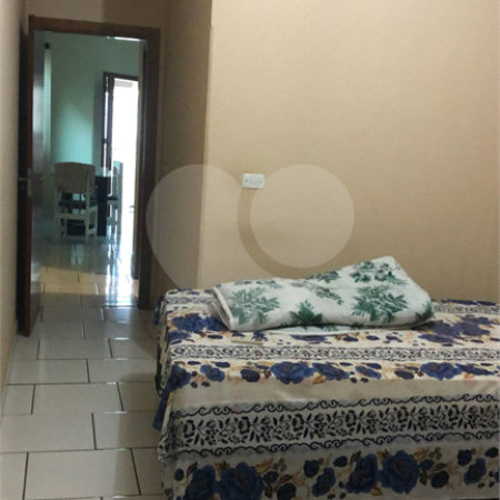 Casa à venda com 2 quartos, sendo 1 suíte, em Parque São Carlos, Três Lagoas, MS