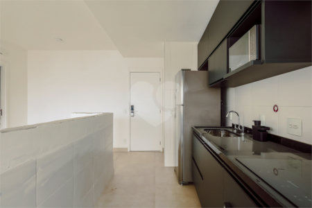Apartamento à venda ou para alugar com 1 quarto em Vila Gertrudes, São Paulo, SP