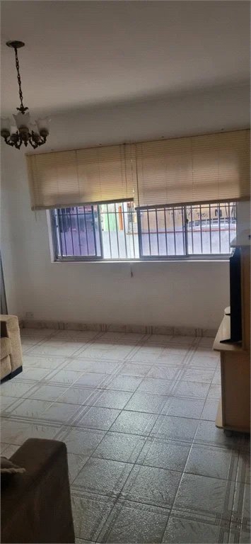 Casa Térrea à venda com 3 quartos, sendo 1 suíte, em Jardim Taboão, São Paulo, SP