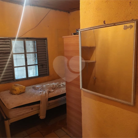 Casa à venda com 2 quartos, sendo 1 suíte, no Centro, Jarinu, SP