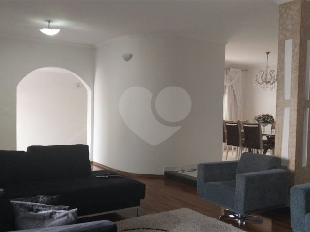 Casa à venda com 3 suítes em Vila Guilherme, São Paulo, SP