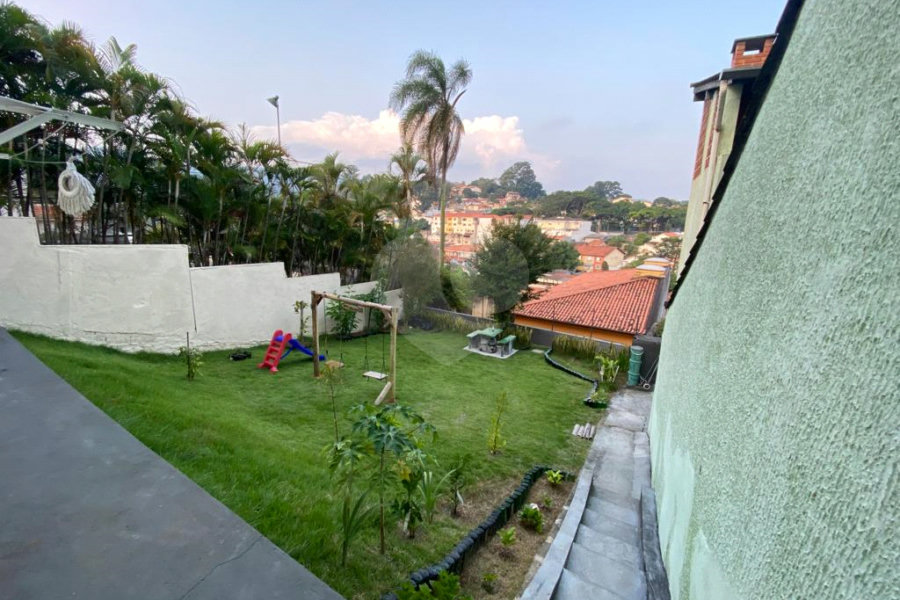 Sobrado à venda com 2 quartos, sendo 1 suíte, em Horto, São Paulo, SP