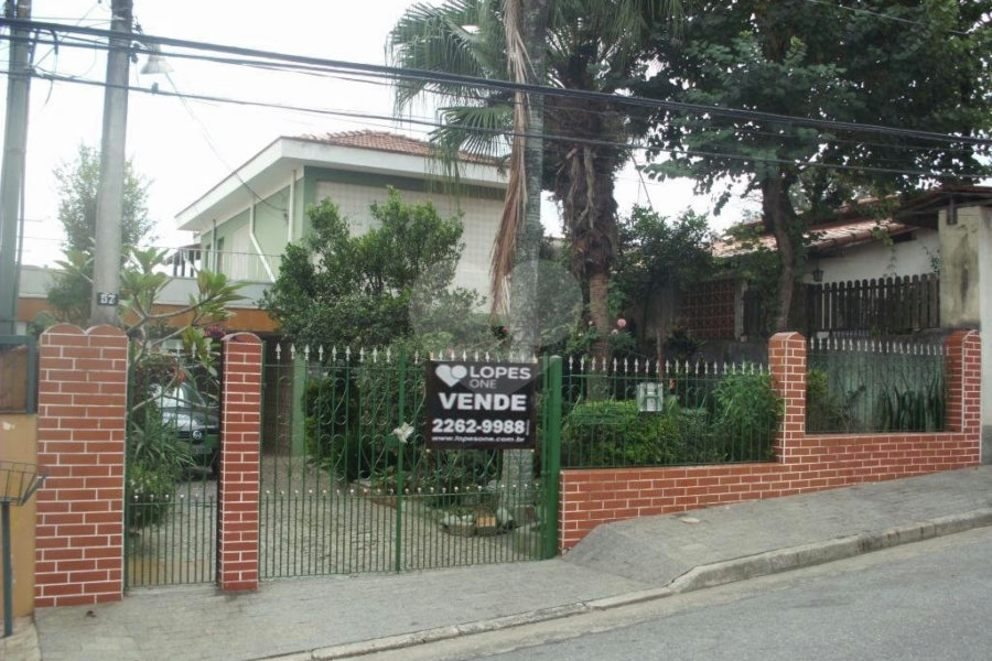 Sobrado à venda com 3 quartos em Tremembé, São Paulo, SP