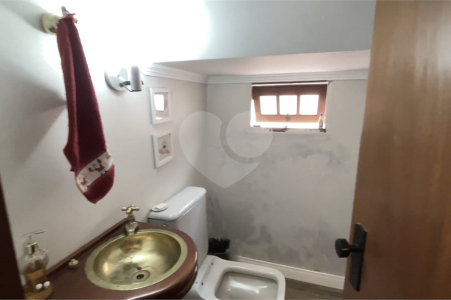 Casa à venda com 4 quartos, sendo 2 suítes, em Jardim Guanca, São Paulo, SP