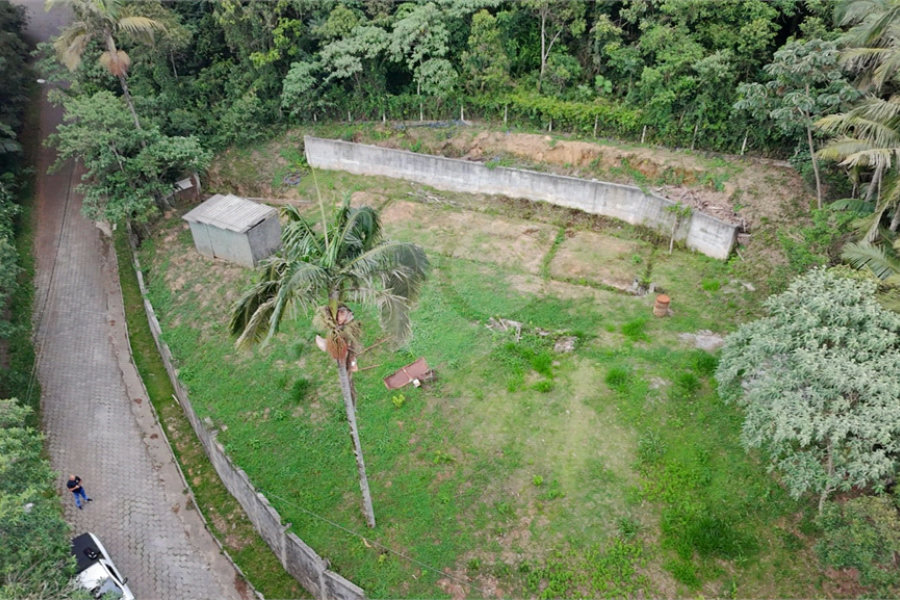 Casa à venda no condomínio Jardim da Montanha I, Mairiporã - SP