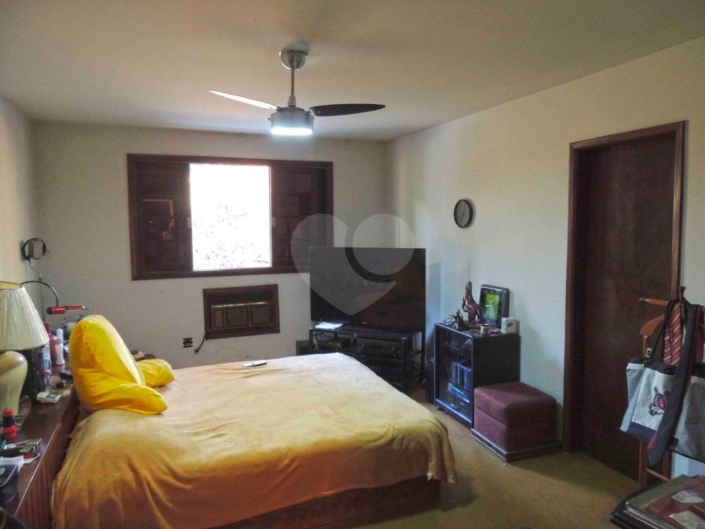Casa de Vila à venda com 4 quartos, sendo 2 suítes, em Jardim dos Estados, São Paulo, SP