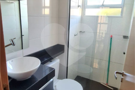 Apartamento à venda com 2 quartos em Jardim Karolyne, Votorantim, SP