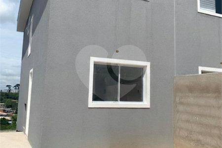 Sobrado à venda com 2 quartos em Jardim São Miguel, Cotia, SP