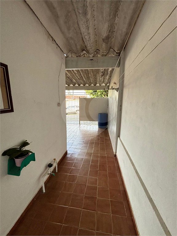 Casa à venda com 3 quartos, sendo 1 suíte, em Jardim Santo Antônio, Salto, SP