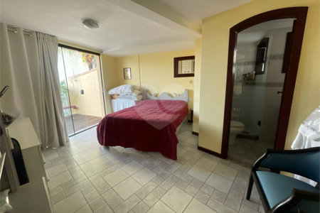 Casa em condomínio à venda com 4 suítes em Albatroz, Armação dos Búzios, RJ