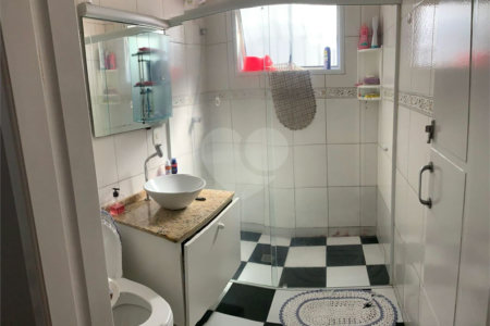 Casa à venda com 2 quartos em Vila Lavínia, Mogi das Cruzes, SP