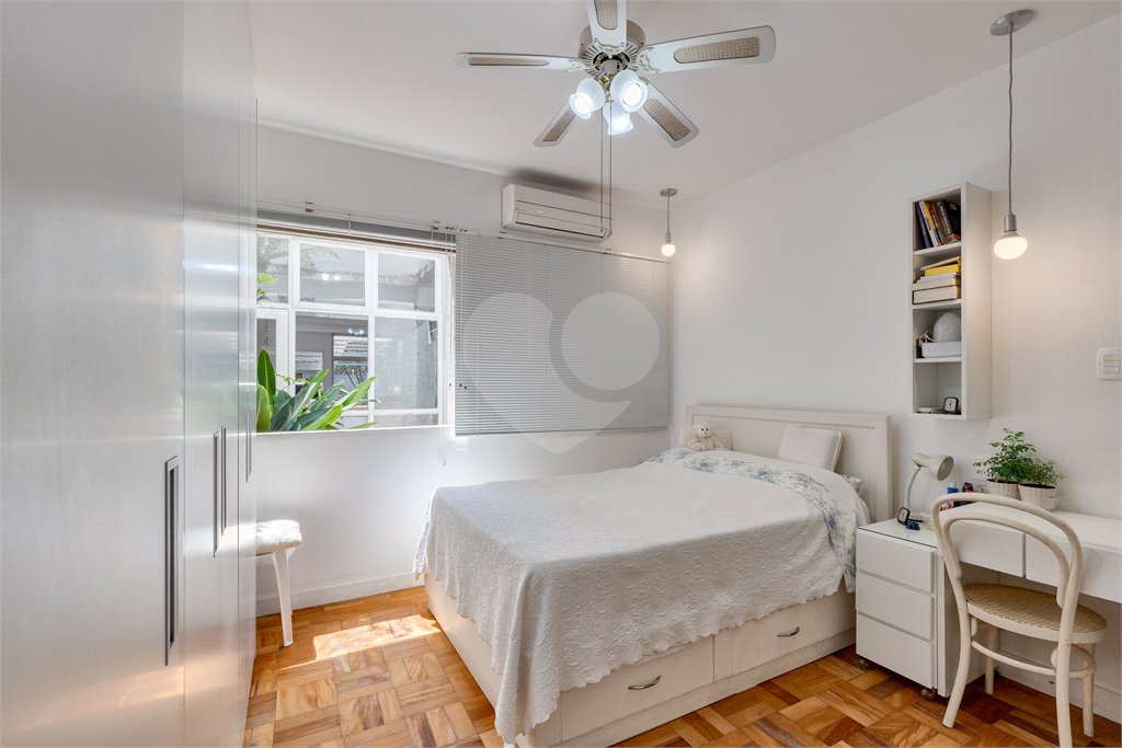 Casa Térrea à venda com 4 quartos, sendo 3 suítes, em Brooklin, São Paulo, SP