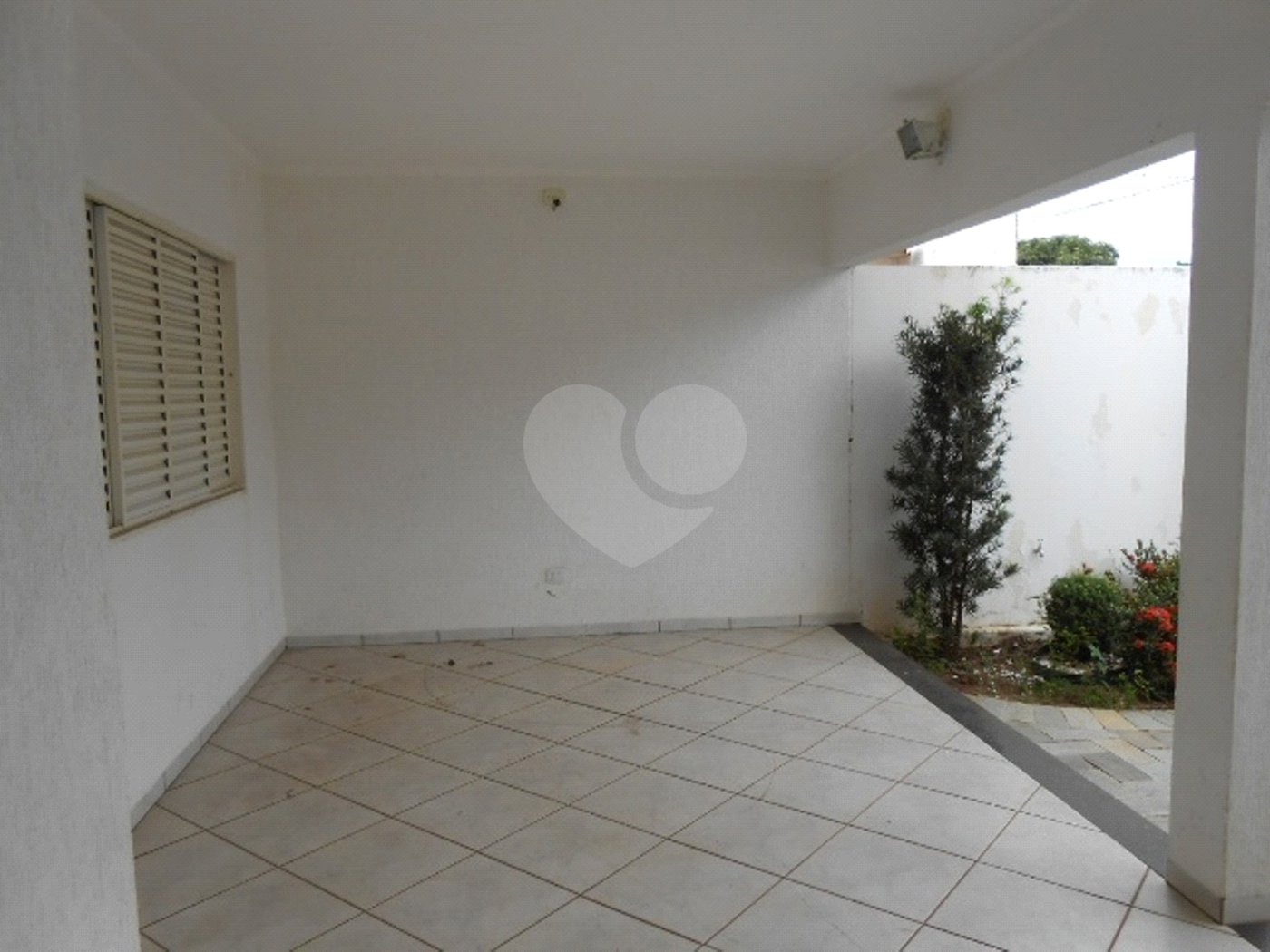 Casa à venda com 3 quartos, sendo 1 suíte, no Centro, Três Lagoas, MS