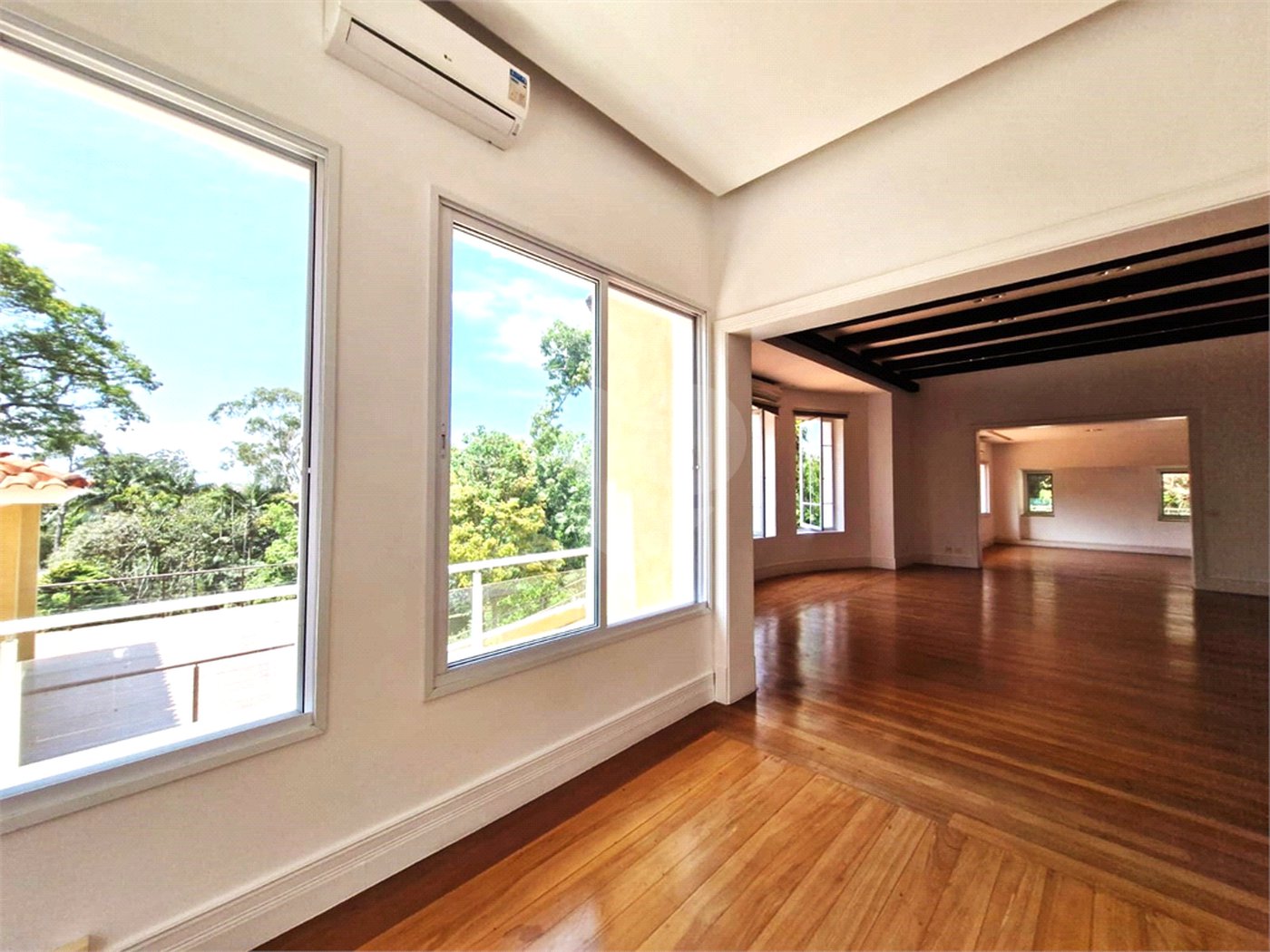 Casa à venda com 4 suítes no condomínio Chácara Flora, São Paulo - SP