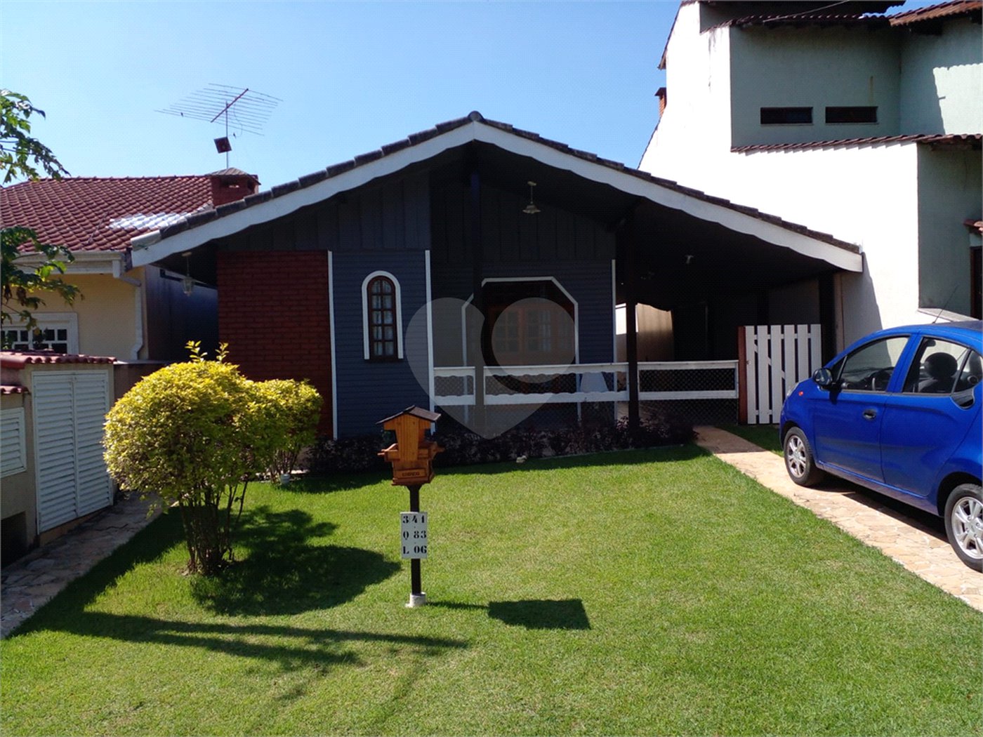 Casa à venda com 2 quartos, sendo 1 suíte,  no condomínio Aruã, Mogi das Cruzes - SP