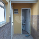 Casa à venda com 3 quartos, sendo 1 suíte, no condomínio Vila das Macieiras, São Paulo - SP