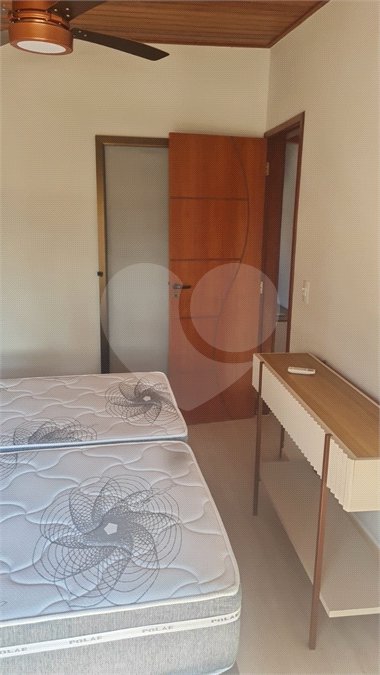 Casa em condomínio à venda com 2 quartos, sendo 1 suíte,  em Ogiva, Cabo Frio, RJ