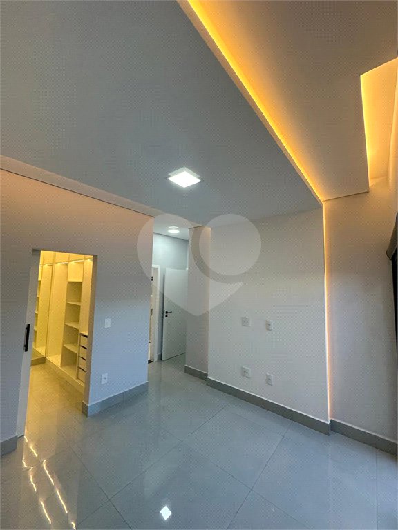 Casa à venda com 3 quartos, sendo 1 suíte, no condomínio Park Gran Reserve, Indaiatuba - SP