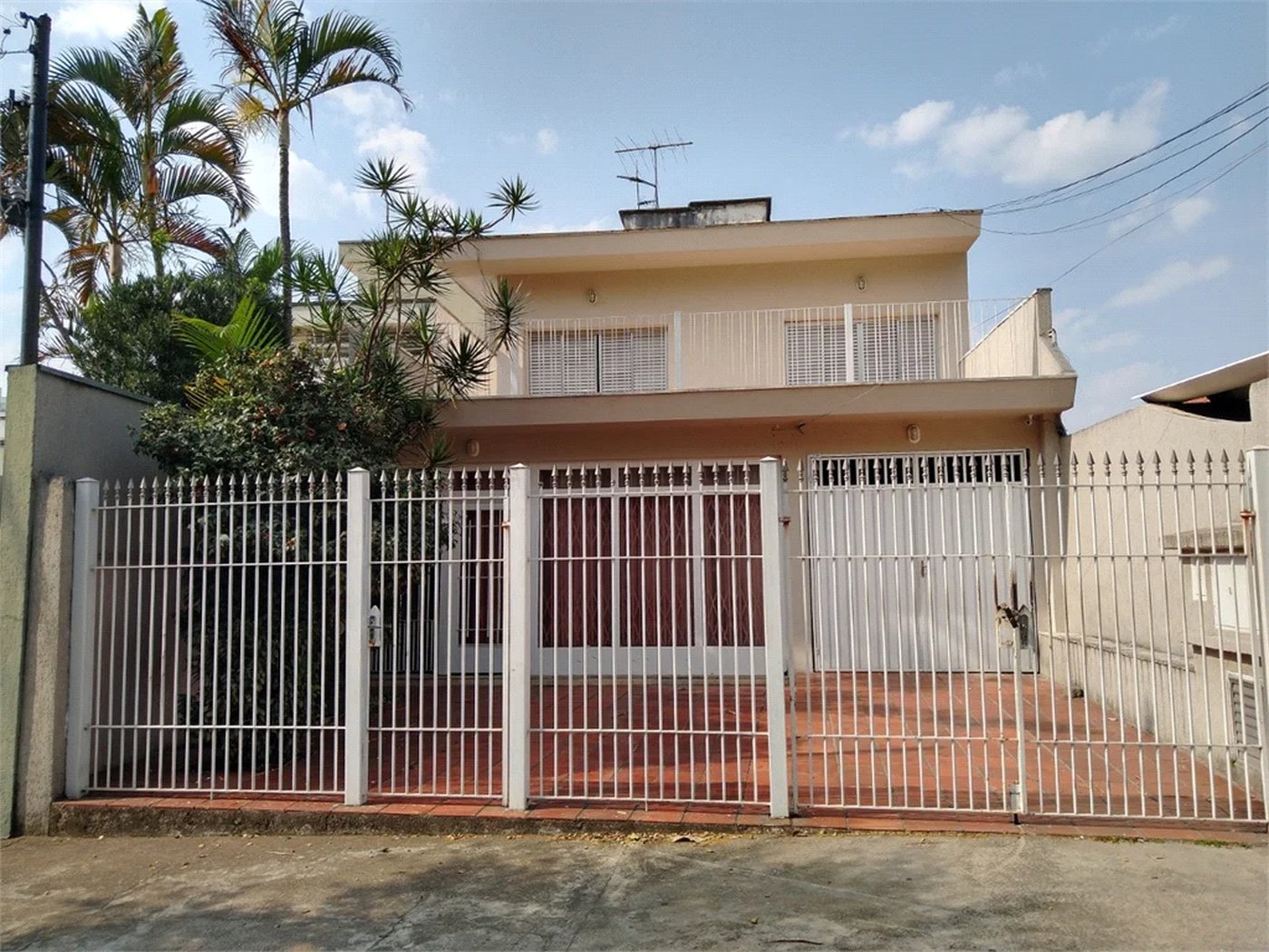 Casa à venda com 7 quartos, sendo 1 suíte, em Lapa, São Paulo, SP