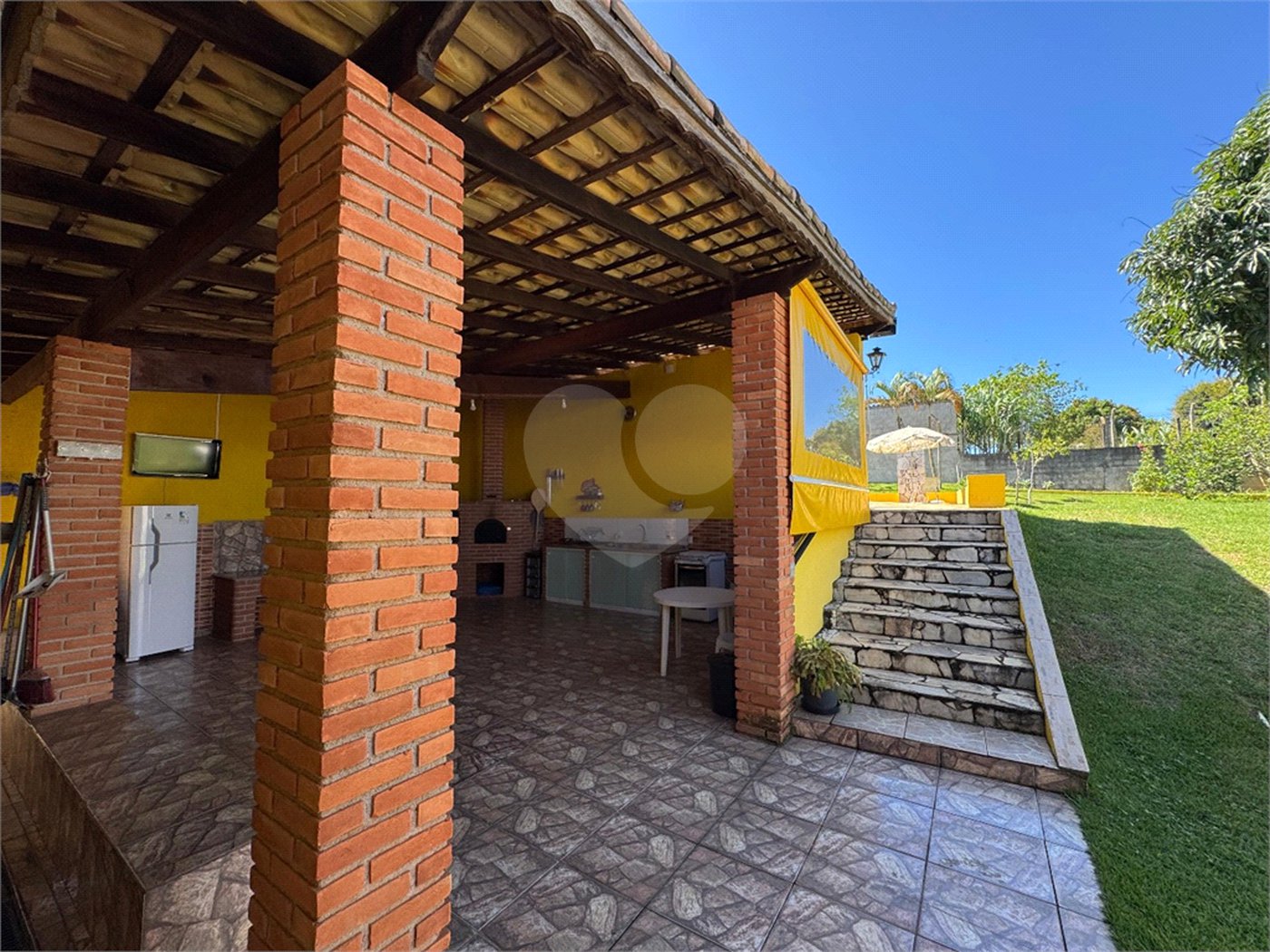 Chácara à venda com 3 quartos, sendo 1 suíte, em Pavão (canguera), São Roque, SP