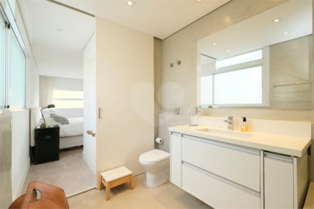 Apartamento para alugar com 3 quartos, sendo 1 suíte, em Pinheiros, São Paulo, SP