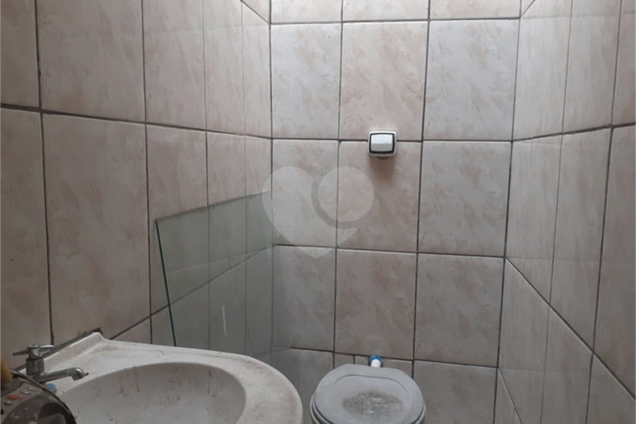Sobrado à venda com 6 quartos, sendo 1 suíte,  em Jardim Las Vegas, Guarulhos, SP
