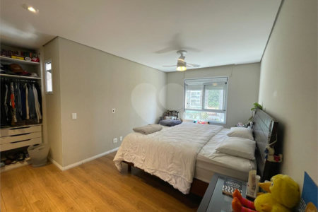 Apartamento à venda com 3 suítes em Vila Andrade, São Paulo, SP