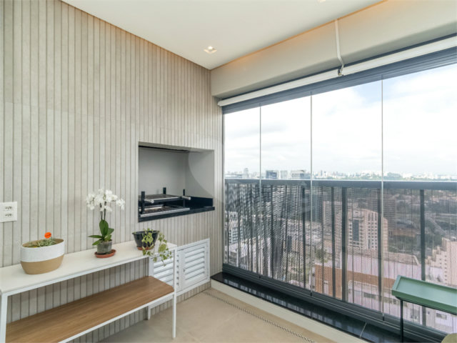 Apartamento à venda com 2 suítes em Brooklin, São Paulo, SP