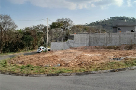 Terreno à venda no Centro, Bom Jesus dos Perdões, SP