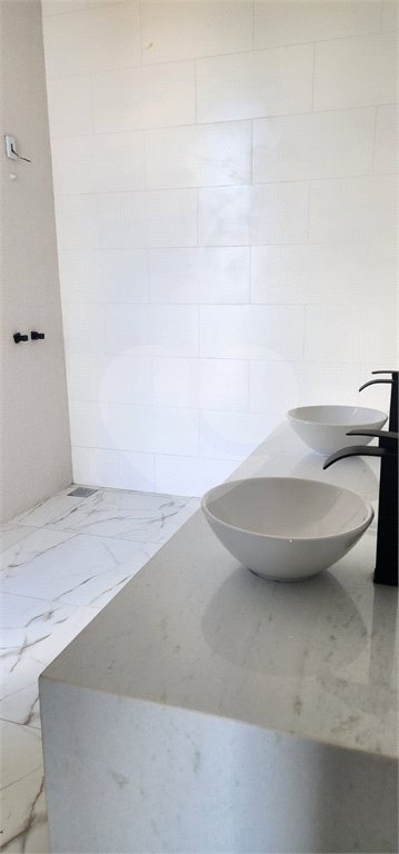 Casa à venda ou para alugar com 4 suítes no condomínio Residencial Delle Stelle, Louveira - SP