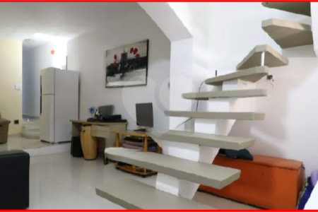 Sobrado à venda com 2 quartos, sendo 1 suíte,  em Água Branca, São Paulo, SP