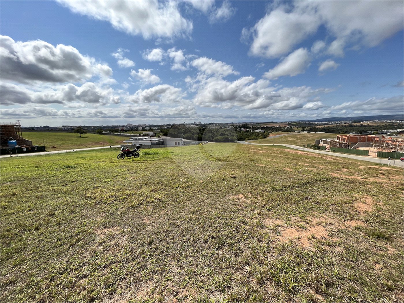 Terreno à venda no condomínio Up Residencial, Votorantim - SP