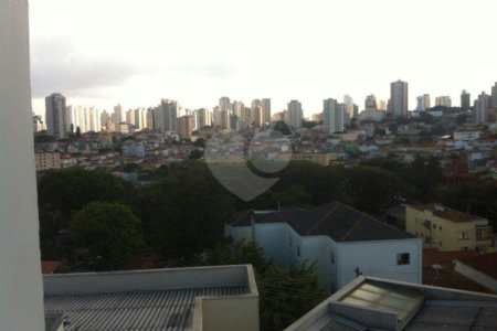 Sobrado à venda com 3 quartos, sendo 1 suíte, em Vila Paulicéia, São Paulo, SP