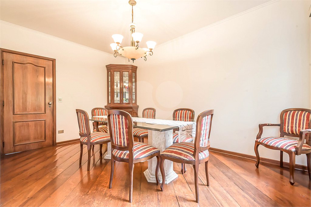 Apartamento à venda no Campo Belo 4 dormitórios 3 vagas
