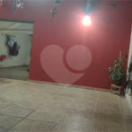 Casa térrea com 2 dormitórios.
