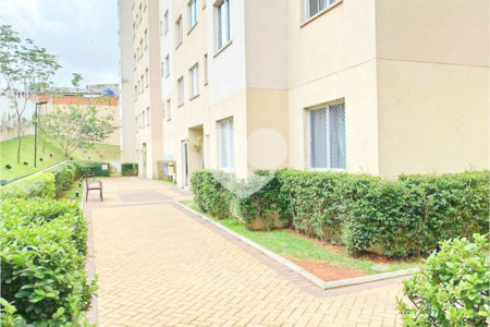 Apartamento à venda com 2 quartos em Vila Zat, São Paulo, SP