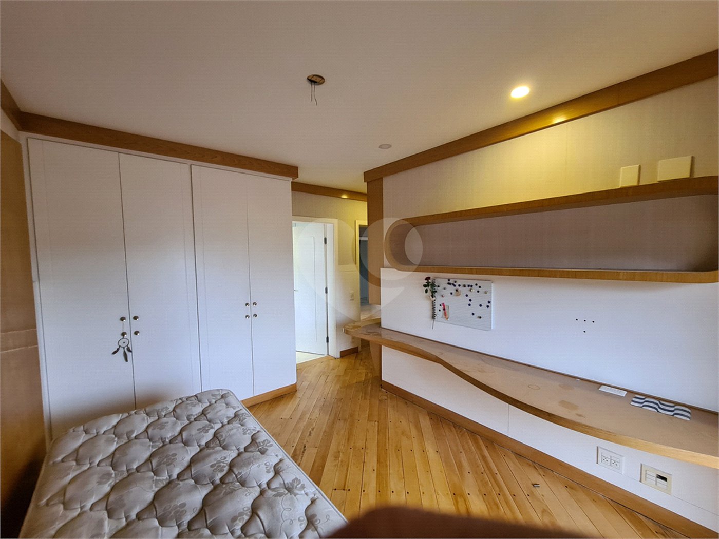 Apartamento à venda com 3 suítes em Água Fria, São Paulo, SP