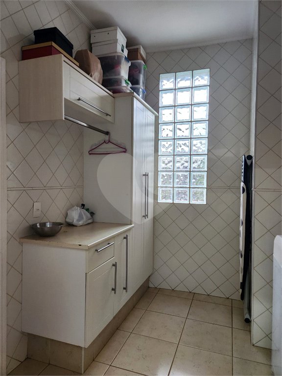 Sobrado à venda com 3 quartos, sendo 1 suíte, em Jardim Vale das Rosas, Araraquara, SP