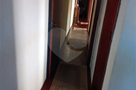 Sobrado à venda com 3 quartos em Jardim Colombo, São Paulo, SP