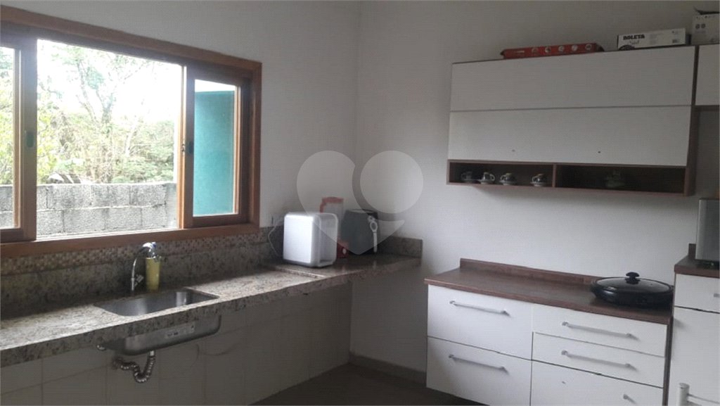 Chácara à venda com 5 quartos, sendo 2 suítes, em Campos de Atibaia, Atibaia, SP