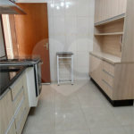 Casa à venda com 3 quartos, sendo 1 suíte,  no condomínio Jardim Europa, Mogi das Cruzes - SP