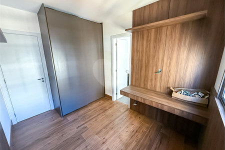 Apartamento à venda com 3 suítes em Sumarezinho, São Paulo, SP