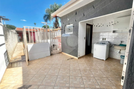 Casa à venda com 3 quartos, sendo 1 suíte, em Jardim Bela Vista, Itapetininga, SP