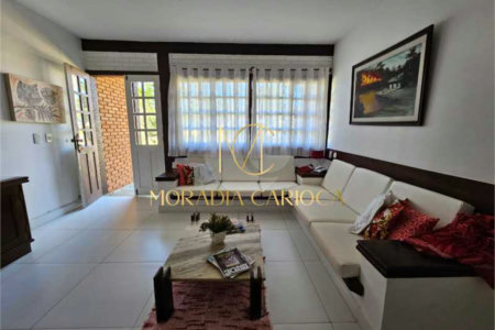 Casa em condomínio à venda com 2 quartos, sendo 1 suíte,  em Geribá, Armação dos Búzios, RJ
