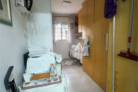 Casa à venda com 5 quartos em Vila Granada, São Paulo, SP