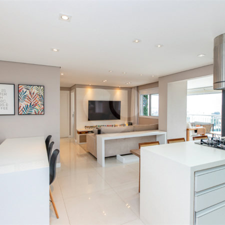 Apartamento à venda com 2 quartos, sendo 1 suíte, em Santo Amaro, São Paulo, SP