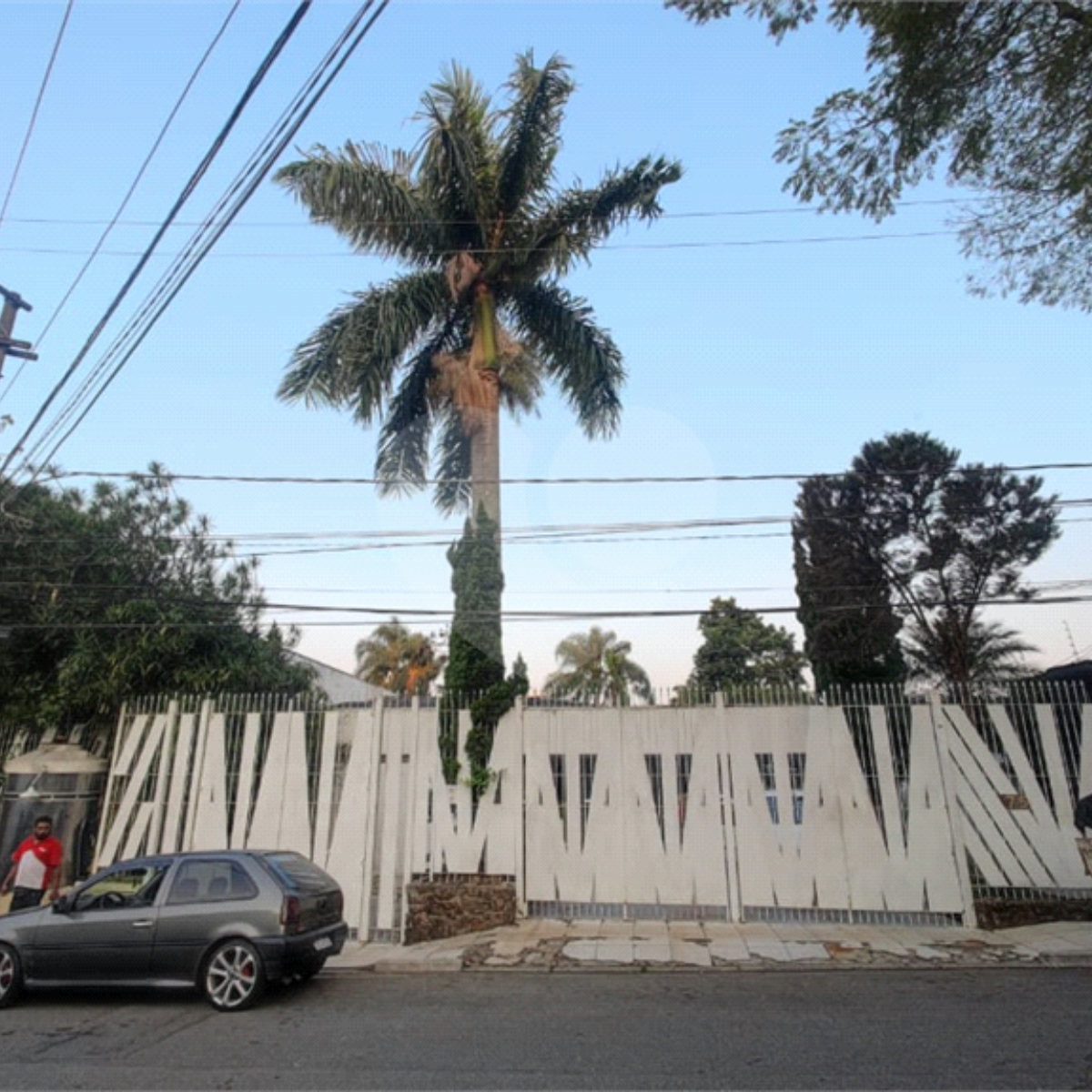 Casa Térrea à venda com 5 quartos, sendo 2 suítes, em Chácara Monte Alegre, São Paulo, SP