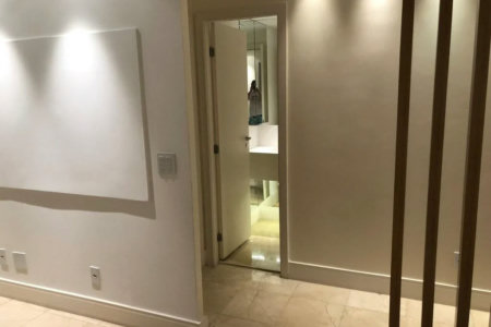 Apartamento à venda com 3 quartos, sendo 2 suítes, em Paraíso do Morumbi, São Paulo, SP